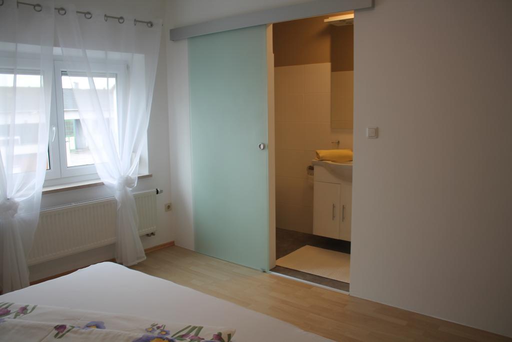 Appartements-Steinkirchner 施特劳宾 客房 照片